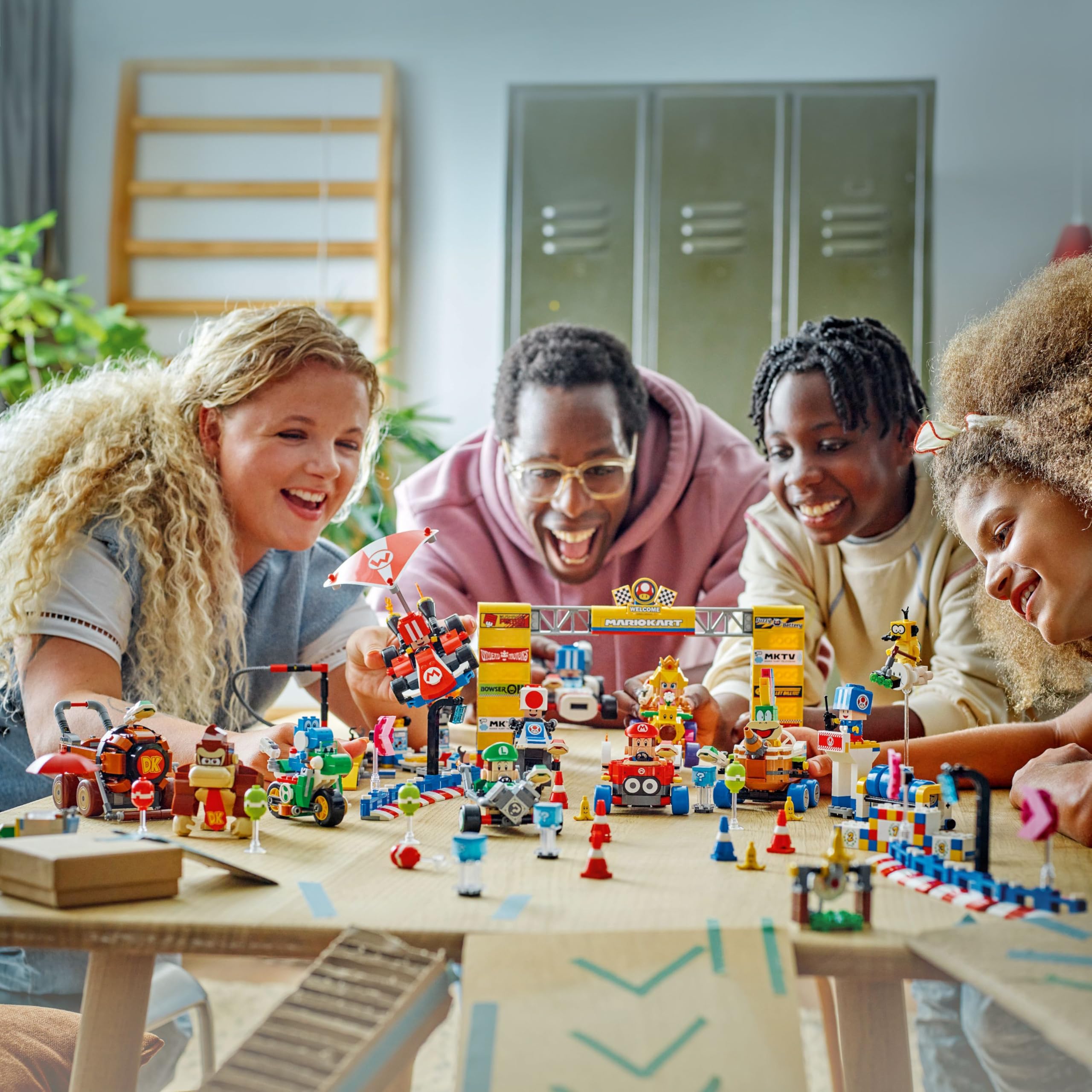 LEGO Super Mario Mario Kart™ – Garagem do Toad 72035 | Amazon.com.br